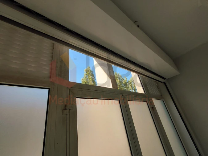 Loja para Venda em Queluz e Belas Foto 4