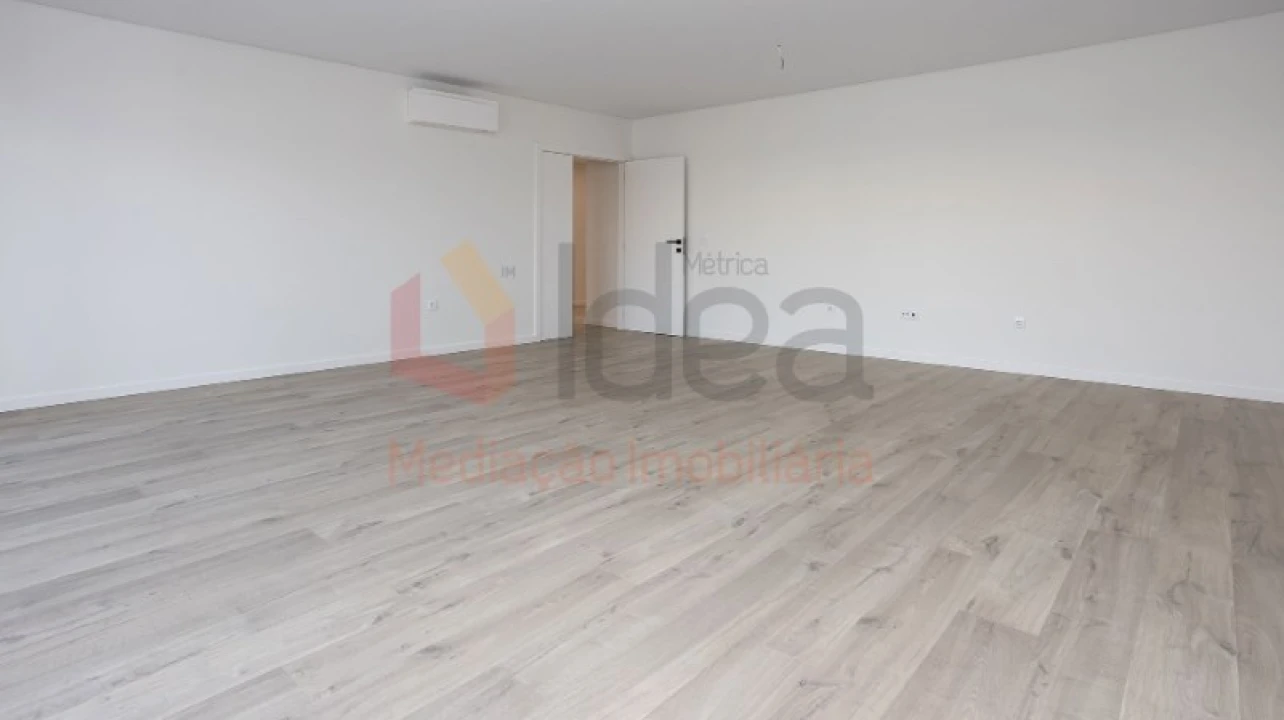 Apartamento T4 para Venda em Montijo e Afonsoeiro Foto 8