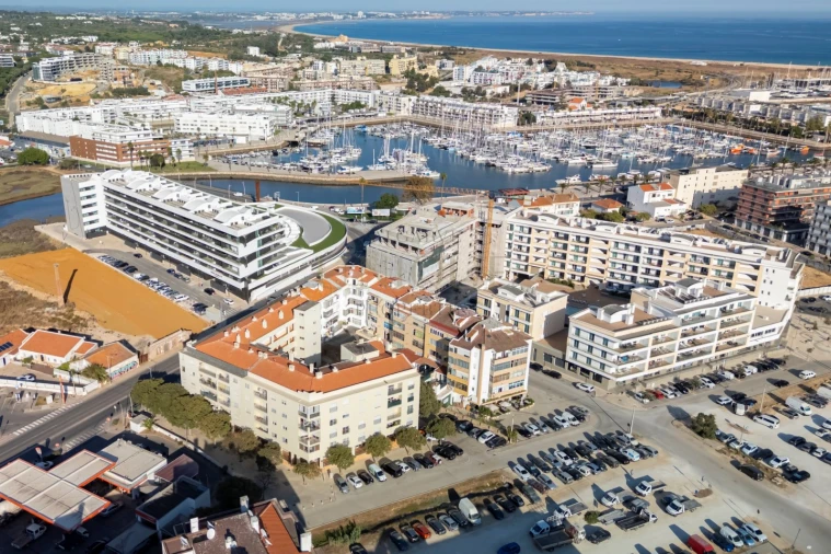 Apartamento T3 para Venda em Lagos (São Sebastião e Santa Maria) Foto 26