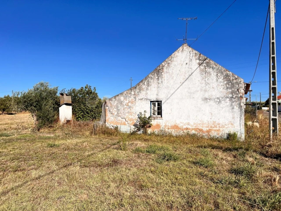 Moradia T3 para Venda em Casais e Alviobeira Foto 20