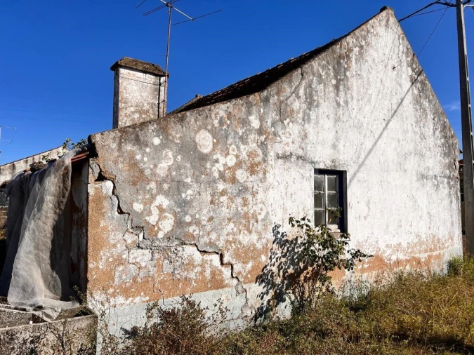 Moradia T3 para Venda em Casais e Alviobeira Foto 2