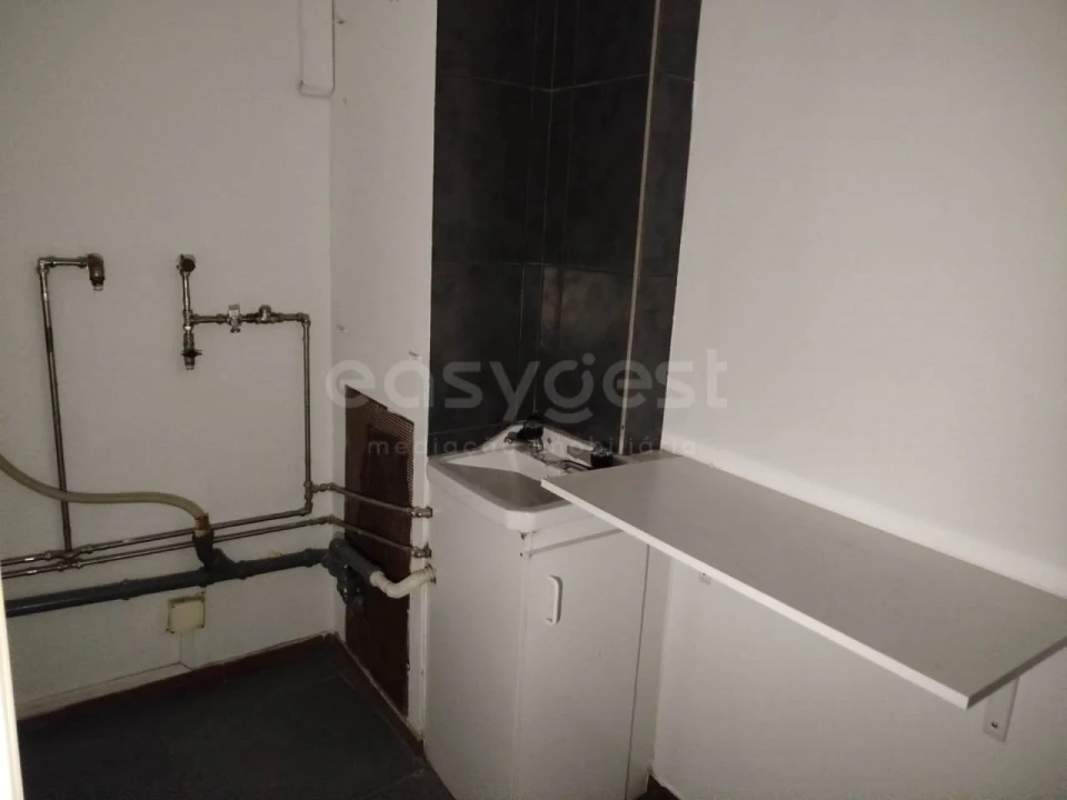 Loja para Venda em Beja (Santiago Maior e São João Baptista) Foto 9