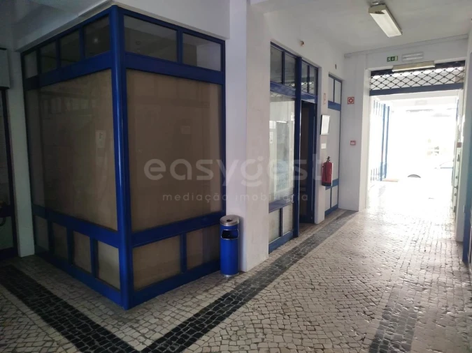 Loja para Venda em Beja (Santiago Maior e São João Baptista) Foto 4