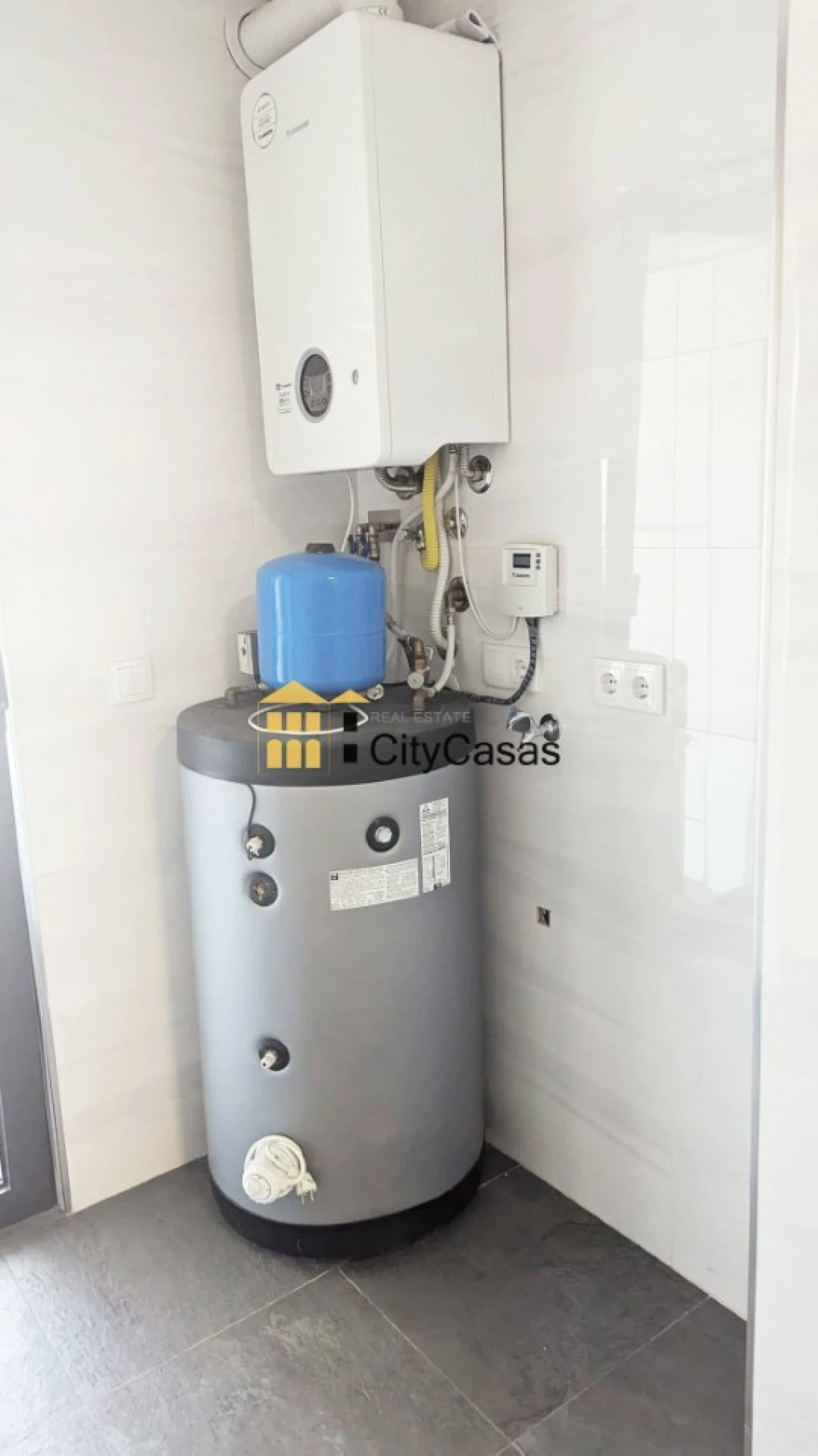 Apartamento T3 para Venda em Cedofeita, Santo Ildefonso, Sé, Miragaia, São Nicolau e Vitória Foto 10