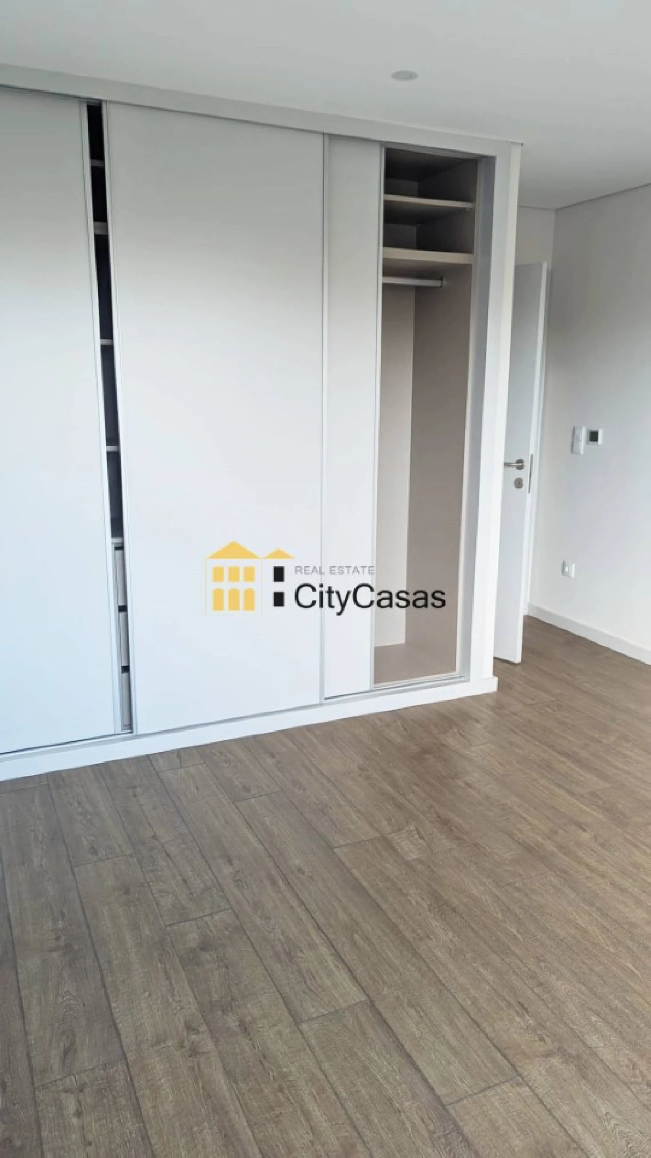 Apartamento T3 para Venda em Cedofeita, Santo Ildefonso, Sé, Miragaia, São Nicolau e Vitória Foto 17