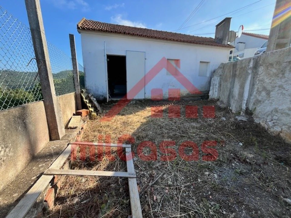 Moradia para Venda em Azueira e Sobral da Abelheira Foto 3