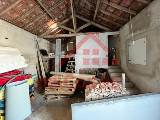 Moradia para Venda em Azueira e Sobral da Abelheira Foto 5