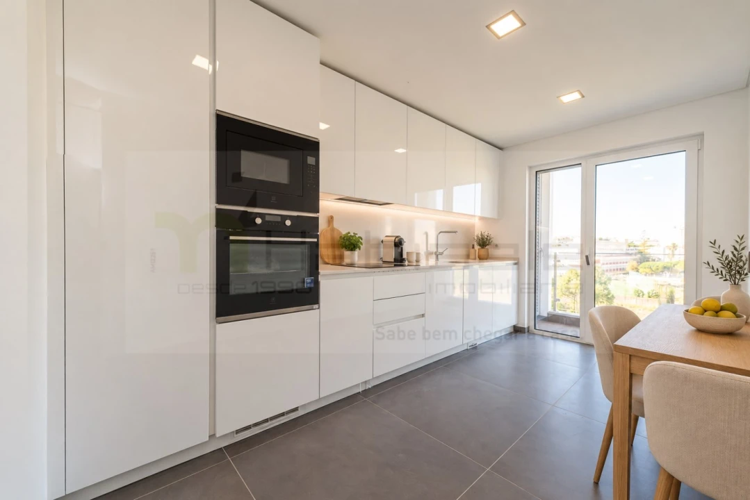 Apartamento T3 para Venda em Carcavelos e Parede Foto 1