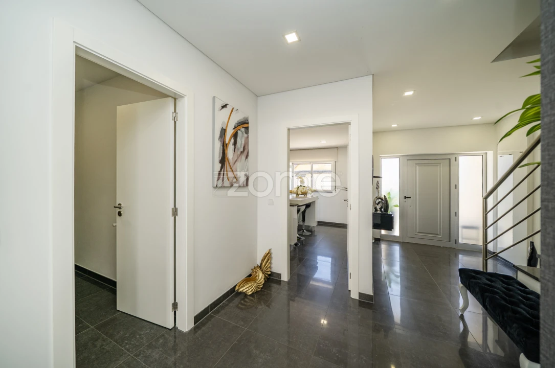 Moradia T4 para Venda em Areias de Vilar e Encourados Foto 8