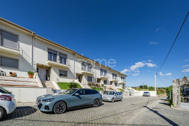 Moradia T4 para Venda em Areias de Vilar e Encourados Foto 2