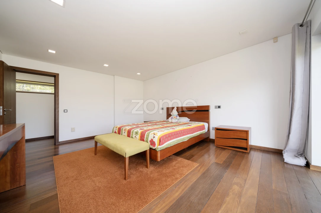 Moradia T5 para Venda em Sande Vila Nova e Sande São Clemente Foto 18