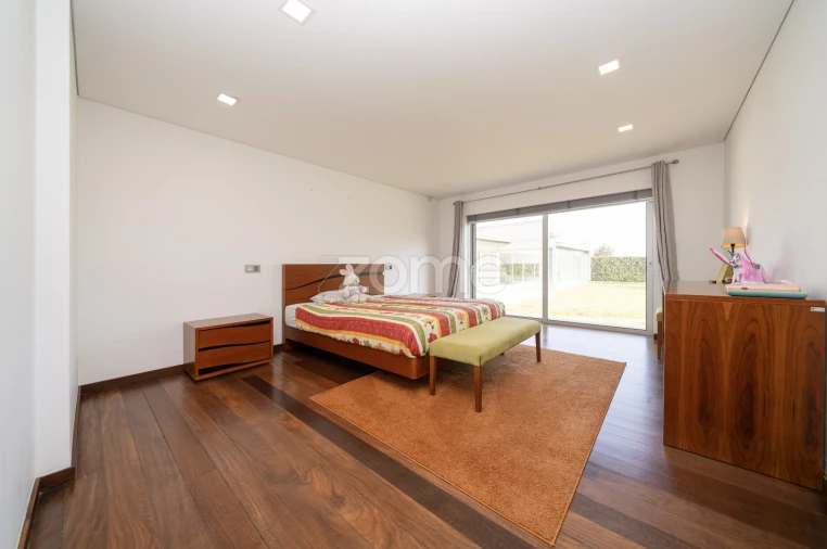 Moradia T5 para Venda em Sande Vila Nova e Sande São Clemente Foto 15