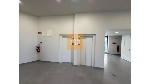 Apartamento T1 para Arrendamento em Cedofeita, Santo Ildefonso, Sé, Miragaia, São Nicolau e Vitória