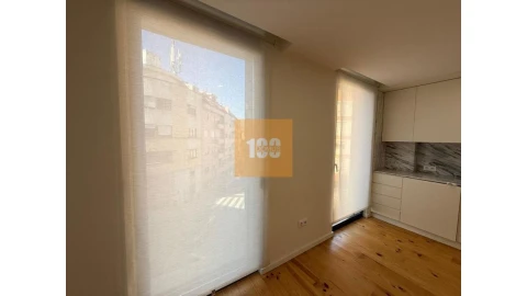 Apartamento T1 para Arrendamento em Cedofeita, Santo Ildefonso, Sé, Miragaia, São Nicolau e Vitória