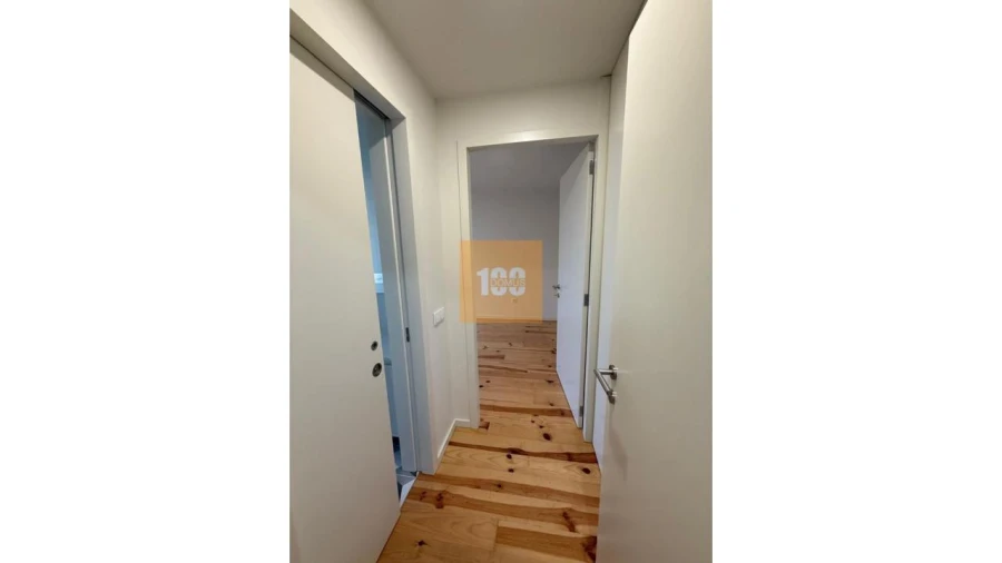 Apartamento T1 para Arrendamento em Cedofeita, Santo Ildefonso, Sé, Miragaia, São Nicolau e Vitória Foto 16