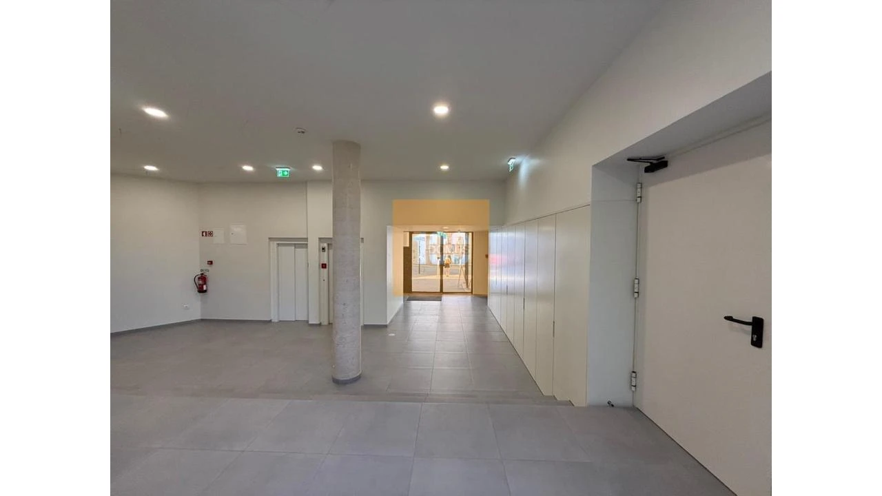 Apartamento T1 para Arrendamento em Cedofeita, Santo Ildefonso, Sé, Miragaia, São Nicolau e Vitória Foto 21