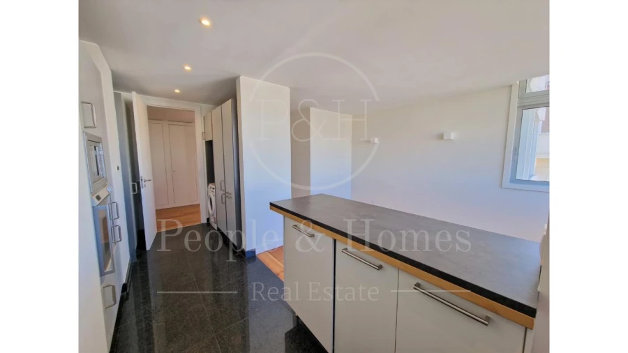 Apartamento T4 para Arrendamento em Estrela Foto 15