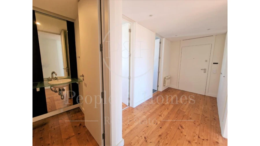 Apartamento T4 para Arrendamento em Estrela Foto 4