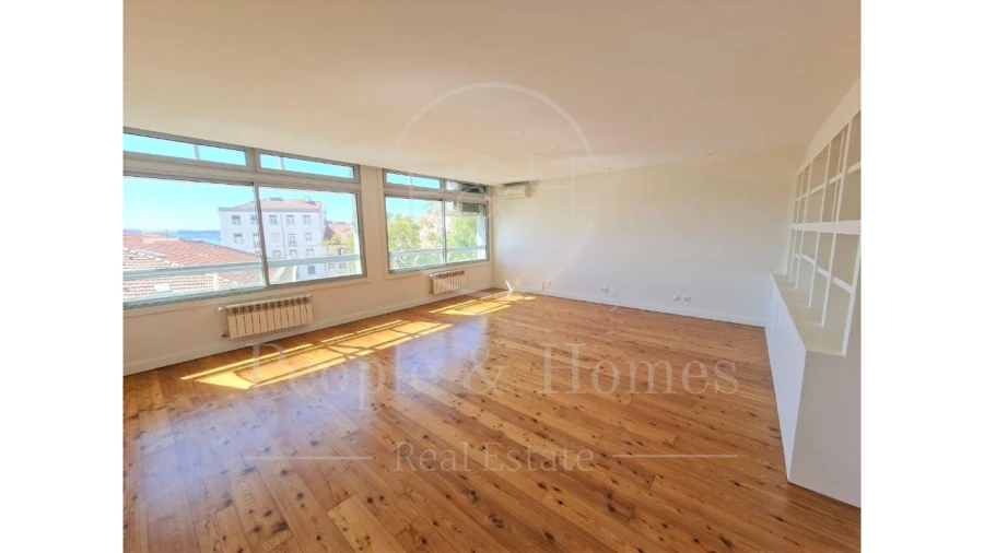 Apartamento T4 para Arrendamento em Estrela Foto 5