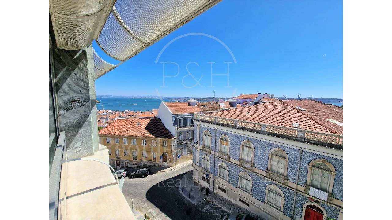 Apartamento T4 para Arrendamento em Estrela Foto 1