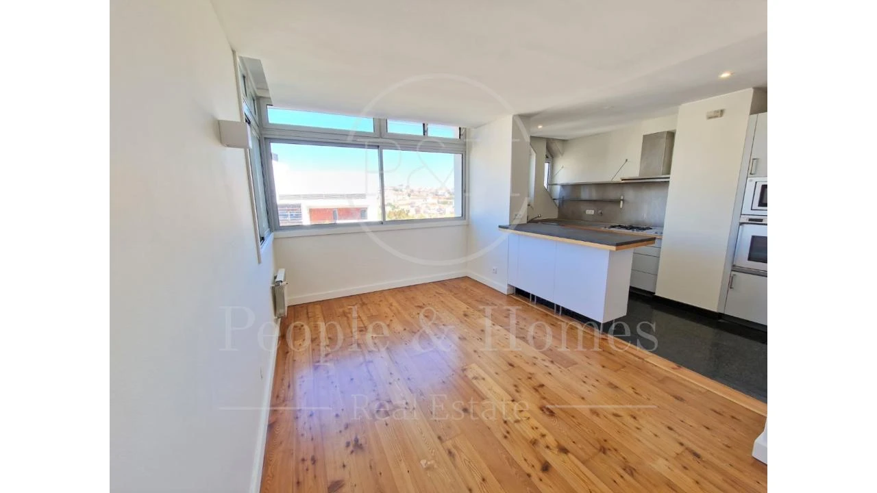 Apartamento T4 para Arrendamento em Estrela Foto 9