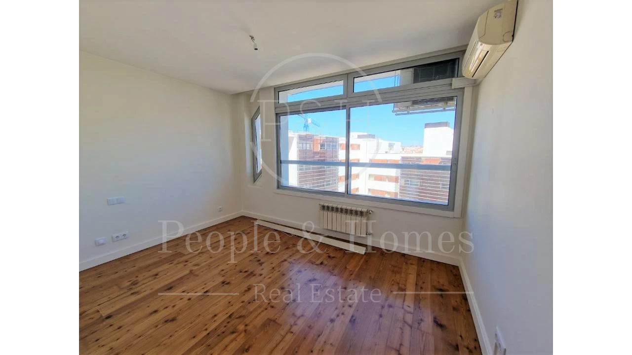 Apartamento T4 para Arrendamento em Estrela Foto 25