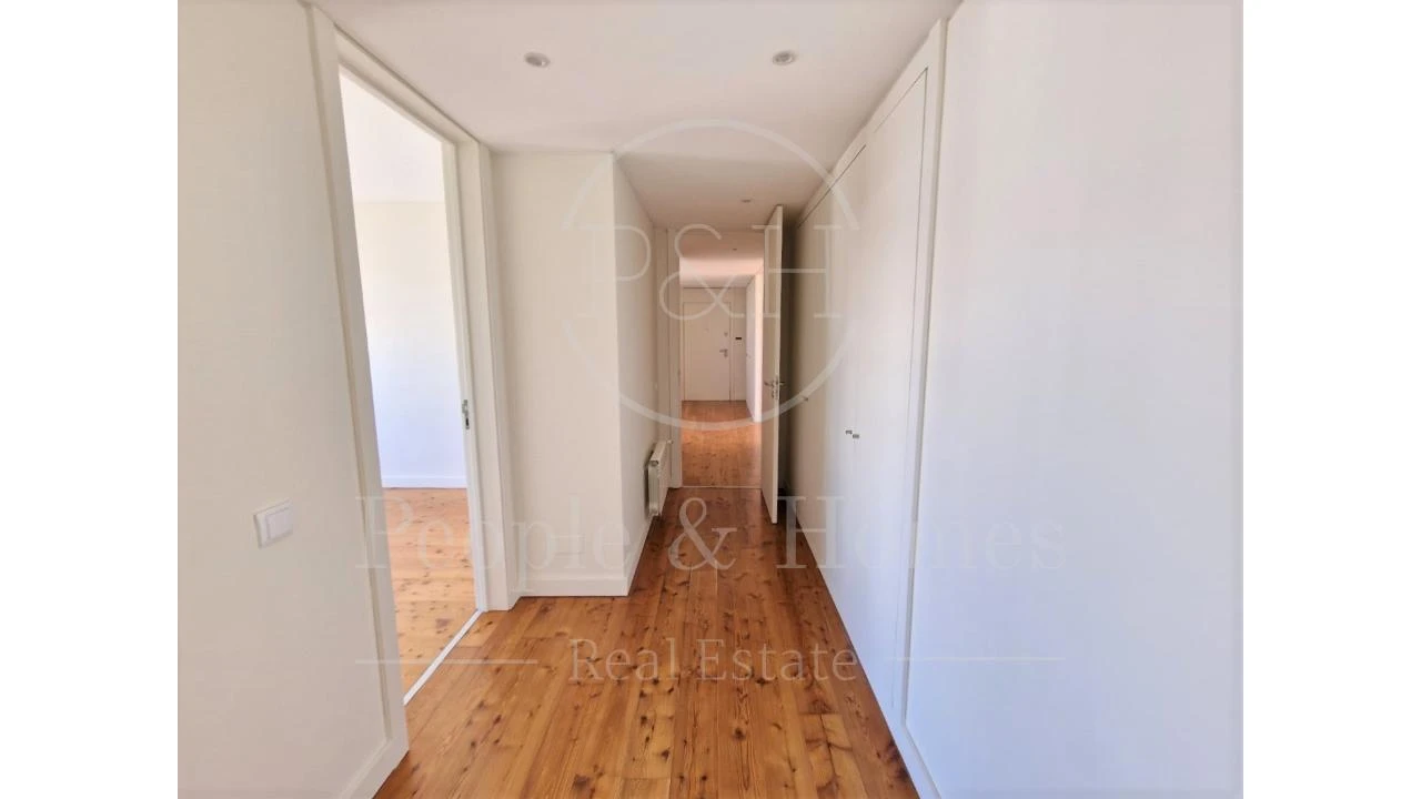 Apartamento T4 para Arrendamento em Estrela Foto 17