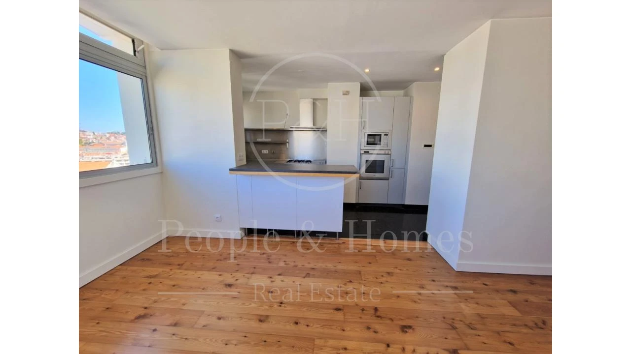 Apartamento T4 para Arrendamento em Estrela Foto 11