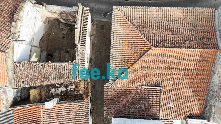 Moradia T4 para Venda em Alcains Foto 19