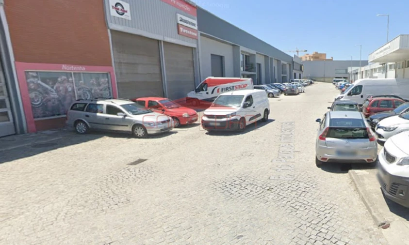 Armazém para Venda em Silvares, Pias, Nogueira e Alvarenga Foto 4