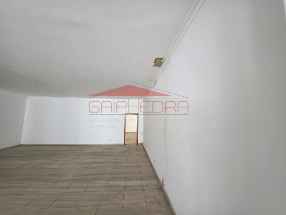 Loja para Venda em Guarda Foto 14