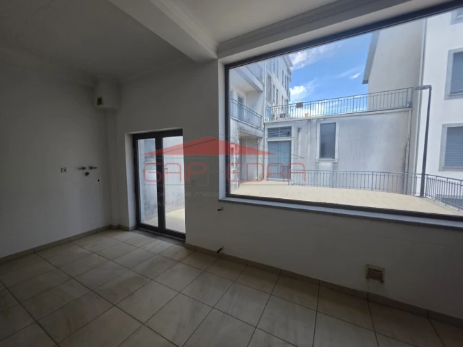 Loja para Venda em Guarda Foto 15