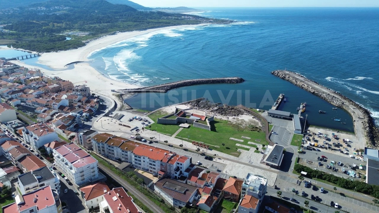 Terreno para Venda em Vila Praia de Ancora Foto 5