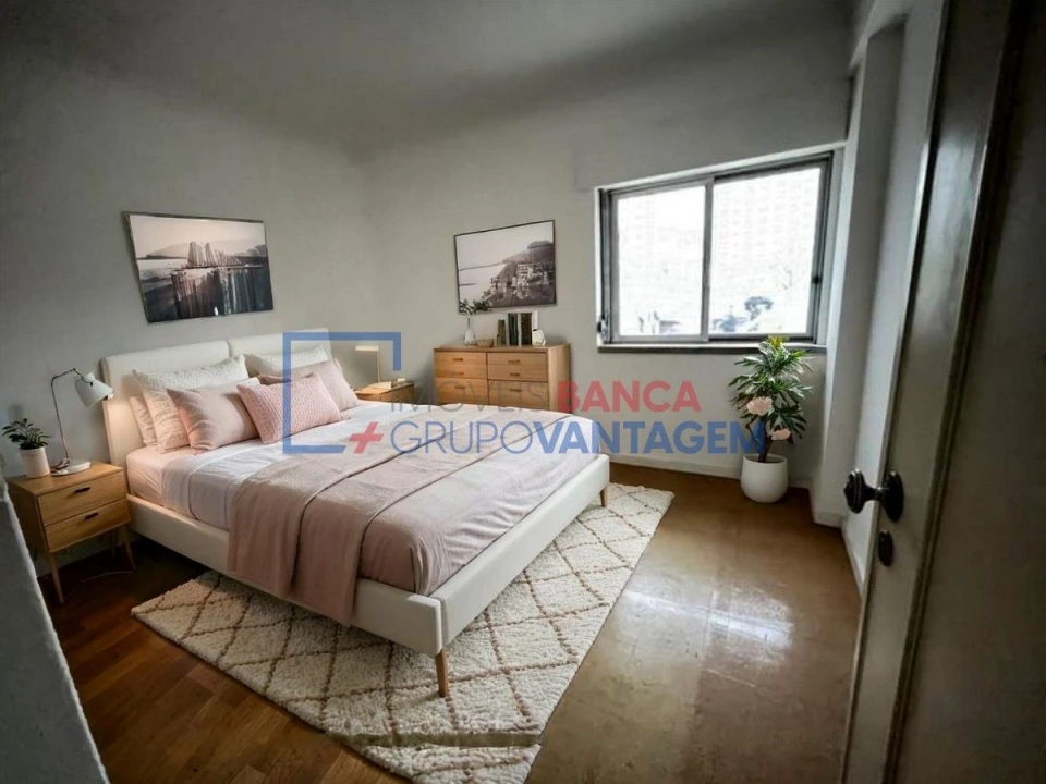 Apartamento T2 para Venda em Agualva e Mira-Sintra Foto 3