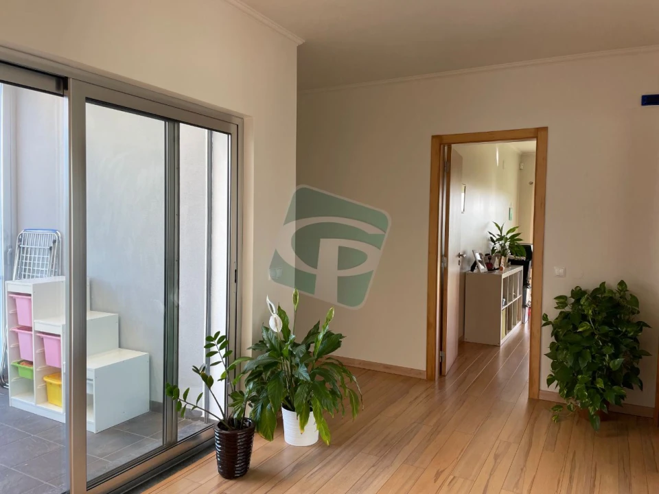 Moradia T5 para Venda em Pontevel Foto 16