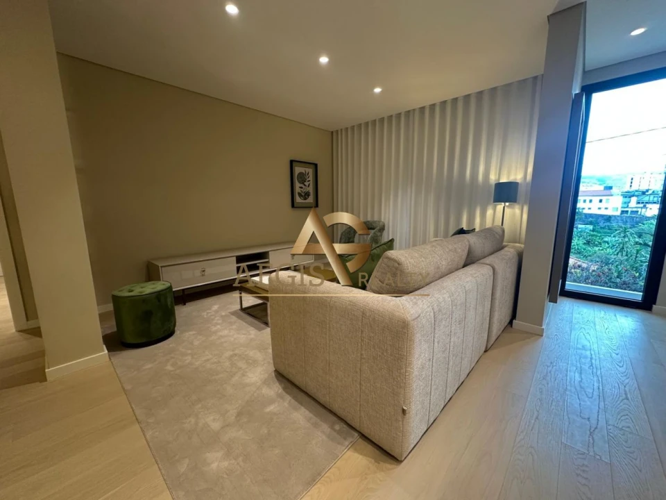 Apartamento T2 para Venda em São Martinho Foto 5