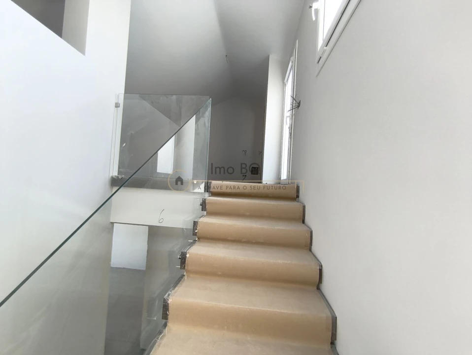 Moradia T3 para Venda em Alcochete Foto 39