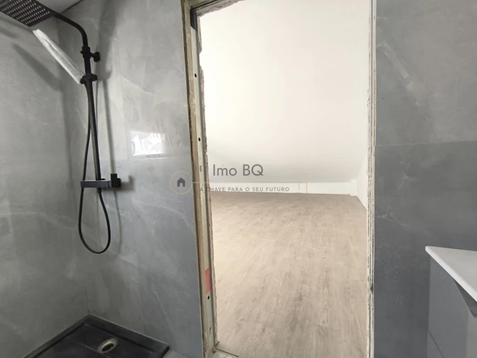 Moradia T3 para Venda em Alcochete Foto 44