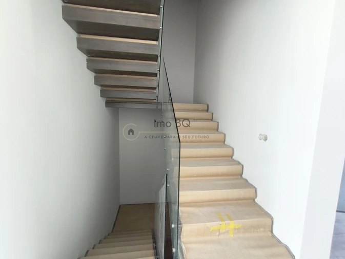 Moradia T3 para Venda em Alcochete Foto 13