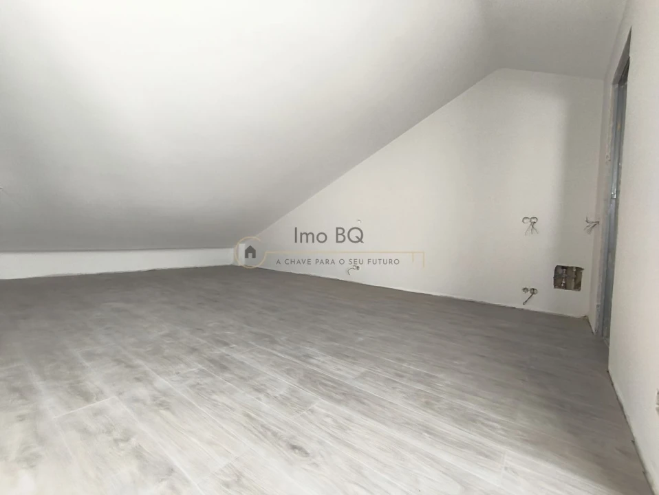 Moradia T3 para Venda em Alcochete Foto 41