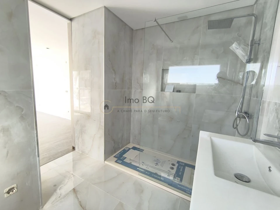 Moradia T3 para Venda em Alcochete Foto 20