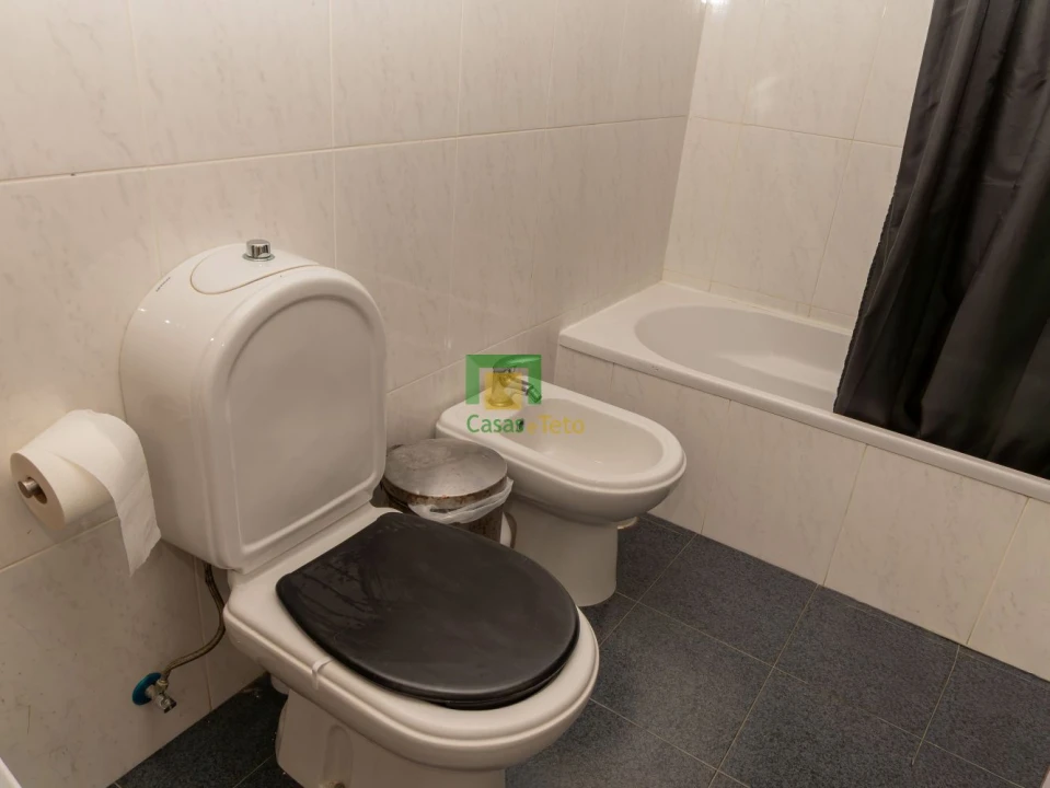 Moradia T3 para Venda em Campanario Foto 9