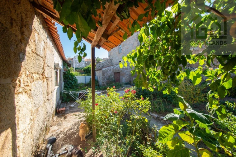 Moradia T2 para Venda em Lagares Foto 12