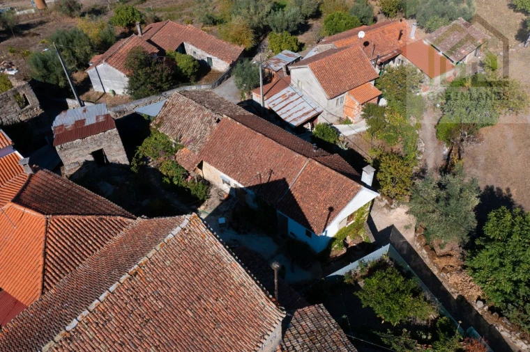 Moradia T2 para Venda em Lagares Foto 33