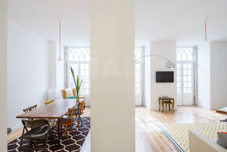 Apartamento T4 para Venda em Santa Maria Maior Foto 2