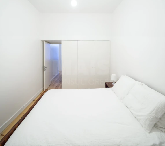 Apartamento T4 para Venda em Santa Maria Maior Foto 5