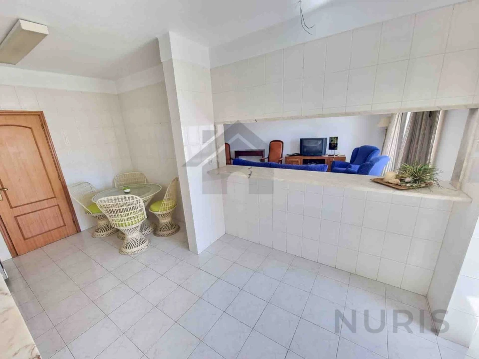 Apartamento T2 para Arrendamento em Portimão Foto 5