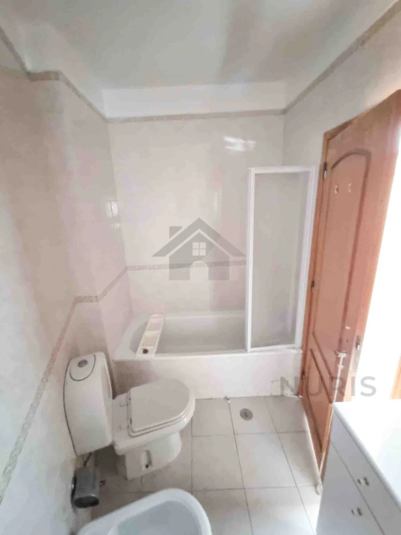 Apartamento T2 para Arrendamento em Portimão Foto 8