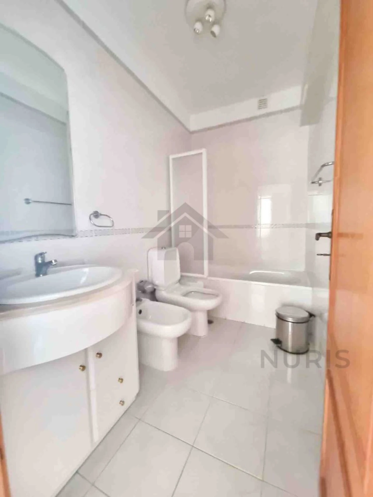 Apartamento T2 para Arrendamento em Portimão Foto 12