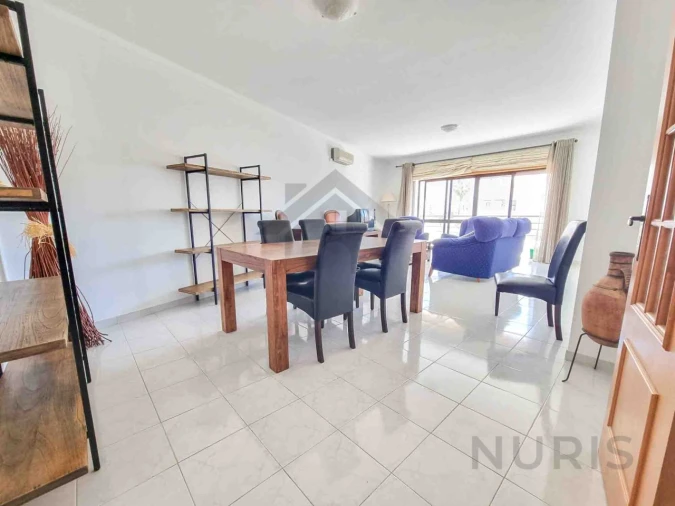 Apartamento T2 para Arrendamento em Portimão Foto 2